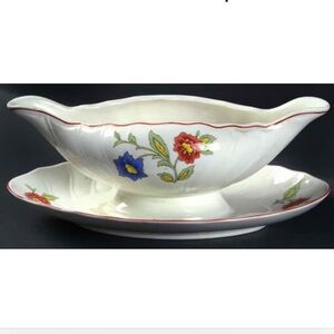 Villeroy & Boch “Persia” Discontinued Gravy/Sauce Boat with Attached Underplate